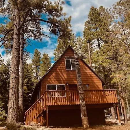 Totem Pole Lodge